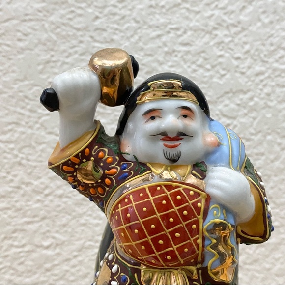 Vintage Kutani Daikoku God Of Fortune & Wealth Guardian of Farmers 6” Figurine - Picture 5 of 11
